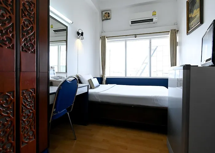 The Krungkasem Srikrung Hotel