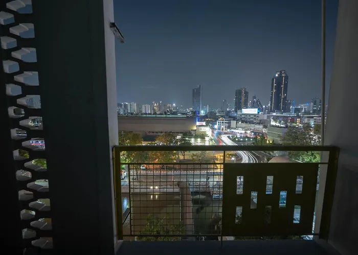 Hotel The Krungkasem Srikrung Bangkok